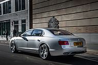 Bentley-FlyingSpur-V8.jpg